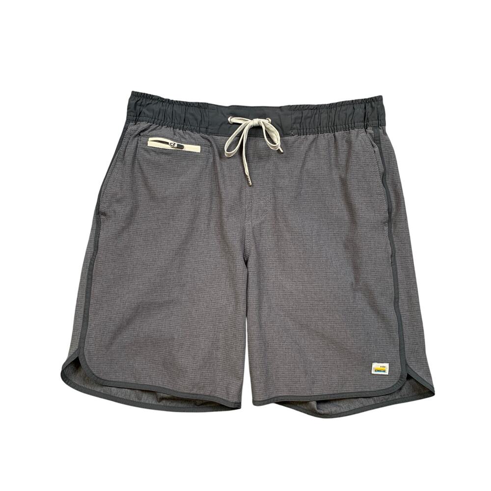 Vuori Shorts Mens S Small Grey Banks Unlined Four Way Stretch Performance Hybrid